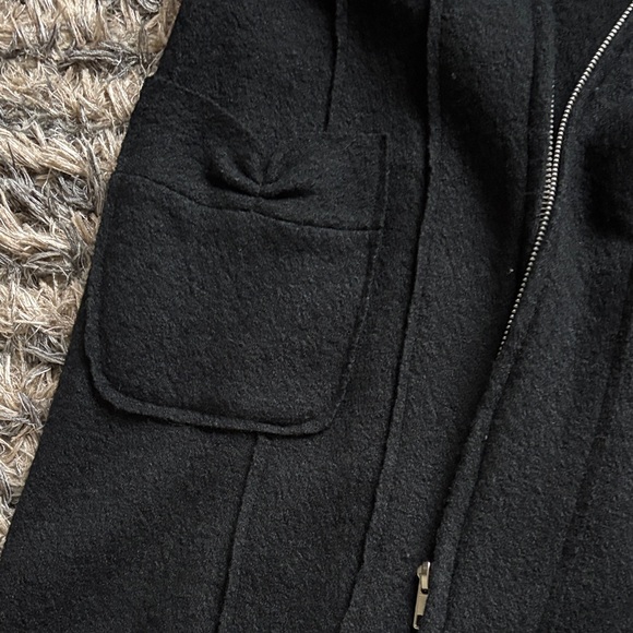 Cupio Elegant Black Ruffle Wool Coat - Picture 5 of 6